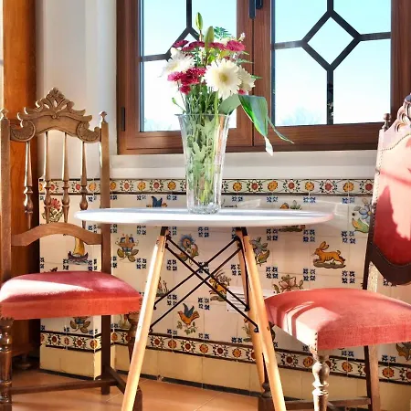 Solar Das Laranjeiras Bed & Breakfast *
